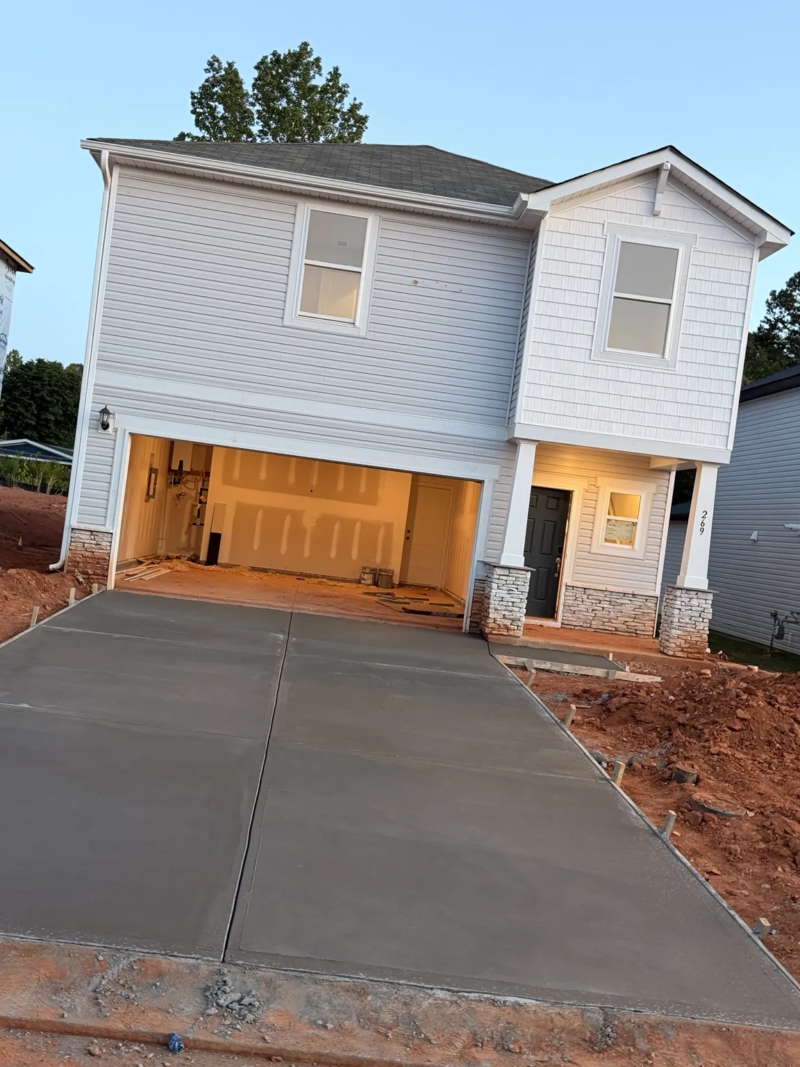 Driveway to the garage