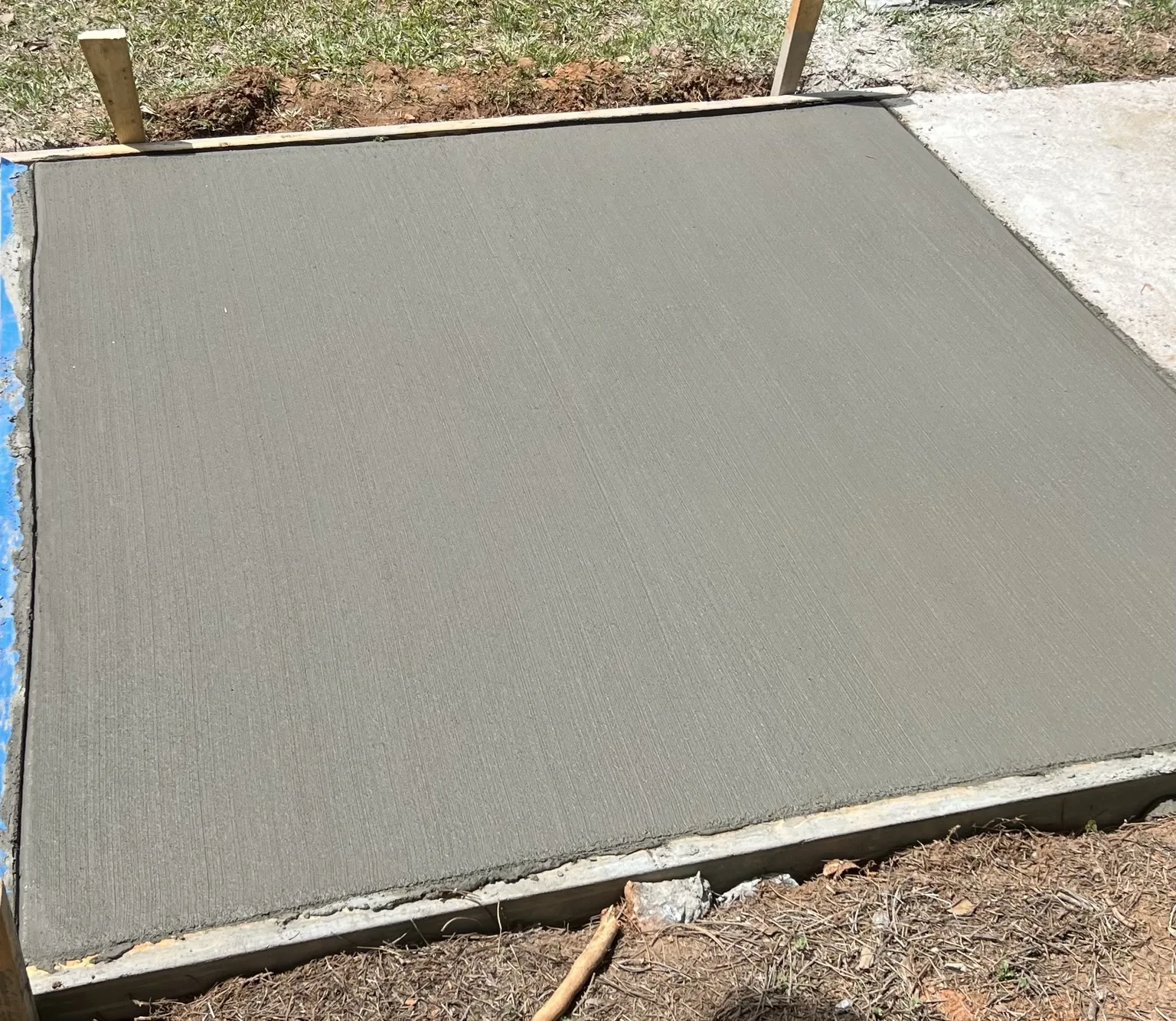 Smooth concrete patio slab