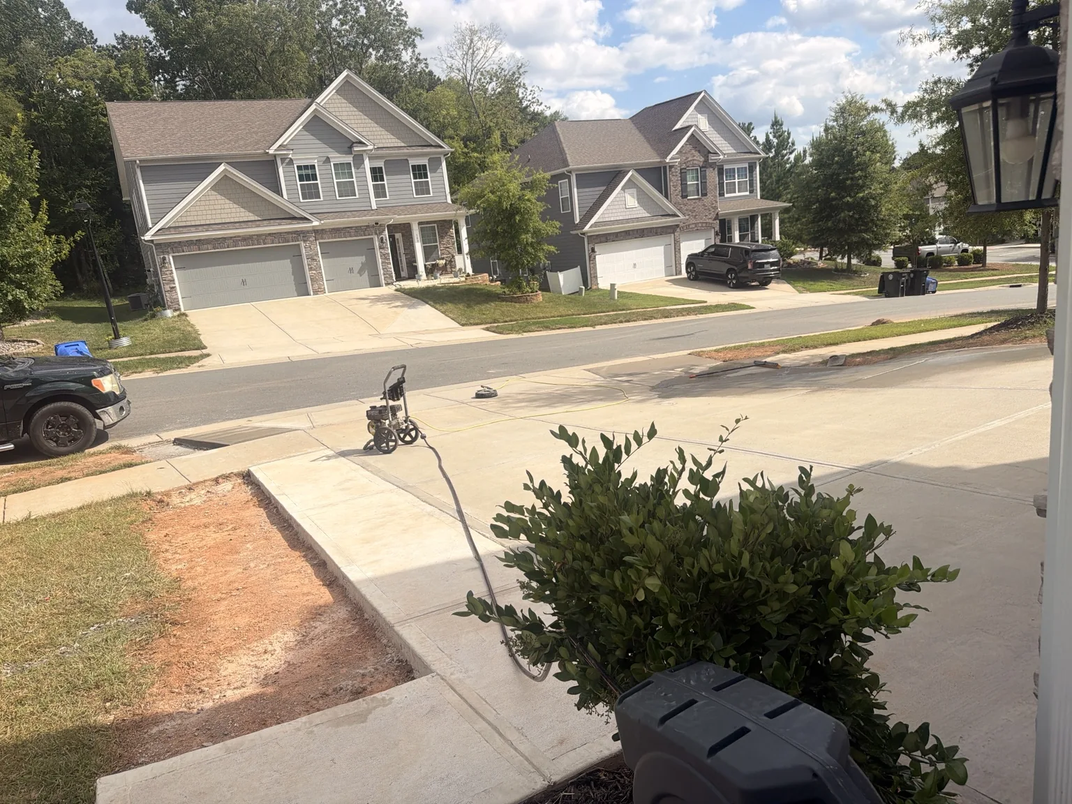 Wide residential concrete access